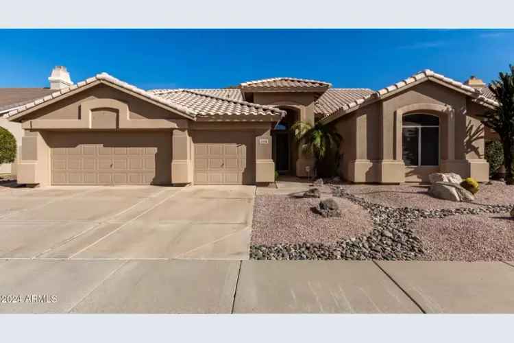 Single-family house For Sale in 22031, North 59th Drive, Glendale, Arizona