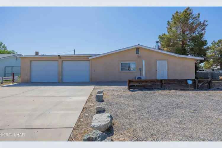 Single-family house For Sale in Parker, Arizona