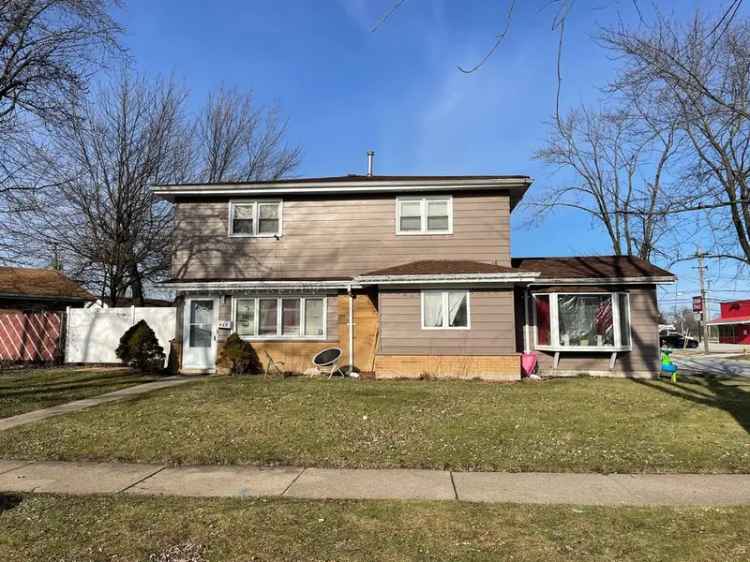 Single-family house For Sale in 916, William Street, Calumet City, Illinois