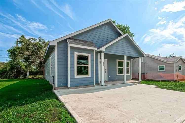 Single-family house For Sale in 403, Travis Street, Kerrville, Texas