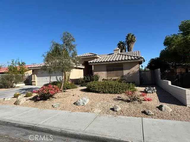 Single-family house For Sale in Cathedral City, California