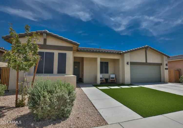 Single-family house For Sale in 23123, East Via Del Sol, Queen Creek, Arizona