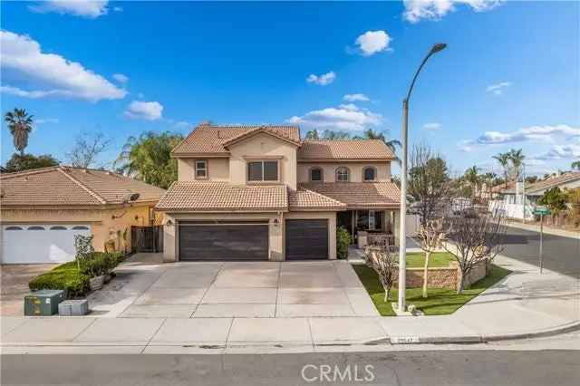 Single-family house For Sale in 29647, Camino Pepita, Menifee, California