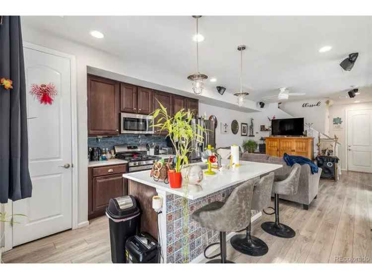 Single-family house For Sale in 17217, East Exposition Drive, Aurora, Colorado