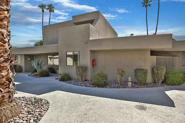 Condo For Sale in Rancho Mirage, California