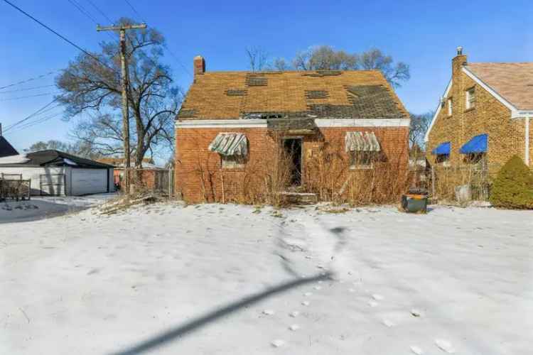 Single-family house For Sale in 2568, West 13th Avenue, Gary, Indiana