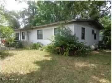 Single-family house For Sale in Jacksonville, Florida