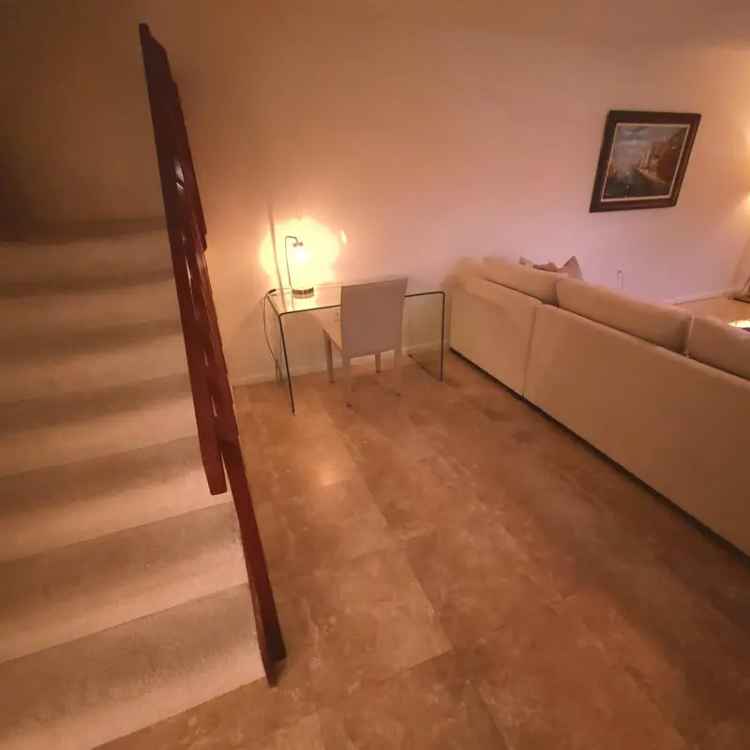 House For Sale in Boynton Beach, Florida