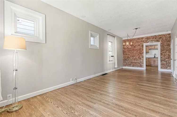 Single-family house For Sale in 3839, Yates Street, Denver, Colorado