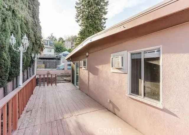 Single-family house For Sale in Los Angeles, California