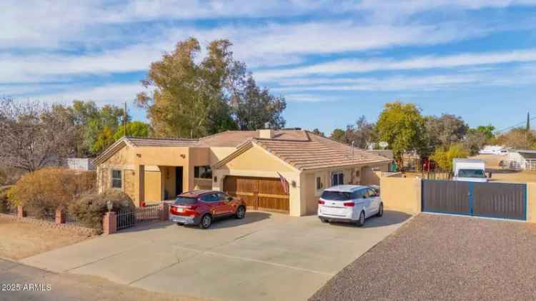 Single-family house For Sale in Glendale, Arizona