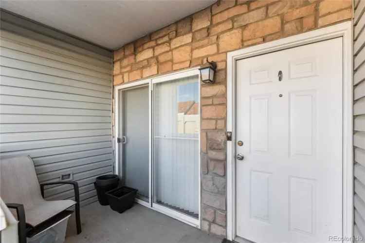 Condo For Sale in 911, South Zeno Way, Aurora, Colorado