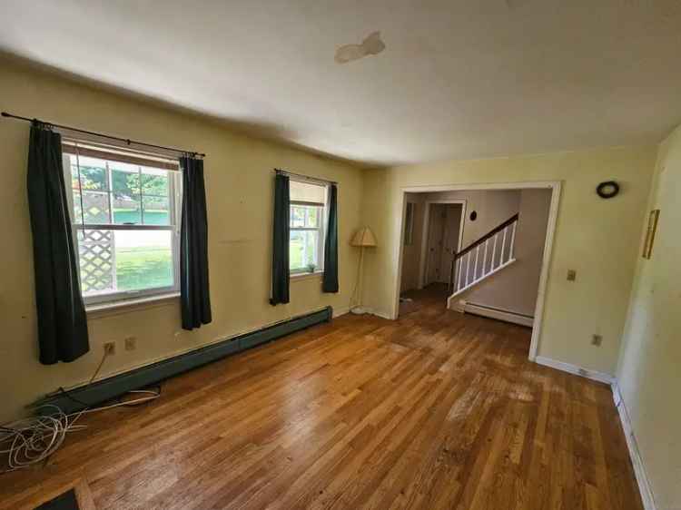 Single-family house For Sale in 74, Clarence Court, Middletown, Connecticut