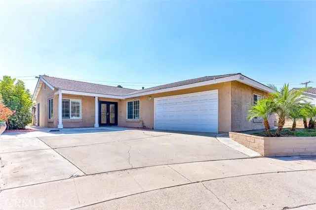 Single-family house For Sale in 3650, Randee Way, Fullerton, California