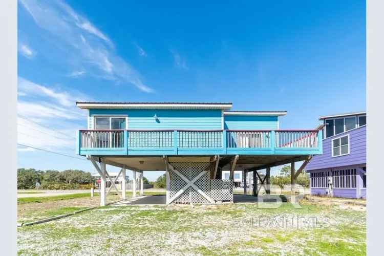 Single-family house For Sale in Gulf Shores, Alabama