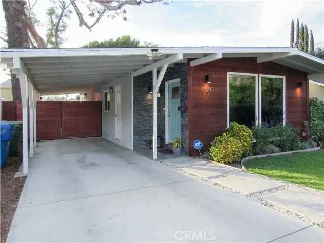 Single-family house For Sale in 10243, Jardine Avenue, Los Angeles, California