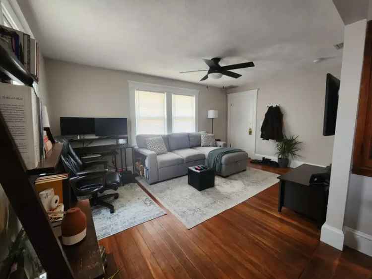 Prospect Hill 1-Bedroom Apartment for Rent