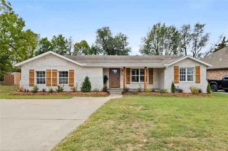 Single-family house For Sale in 5233, Har-Ber Avenue, Springdale, Arkansas