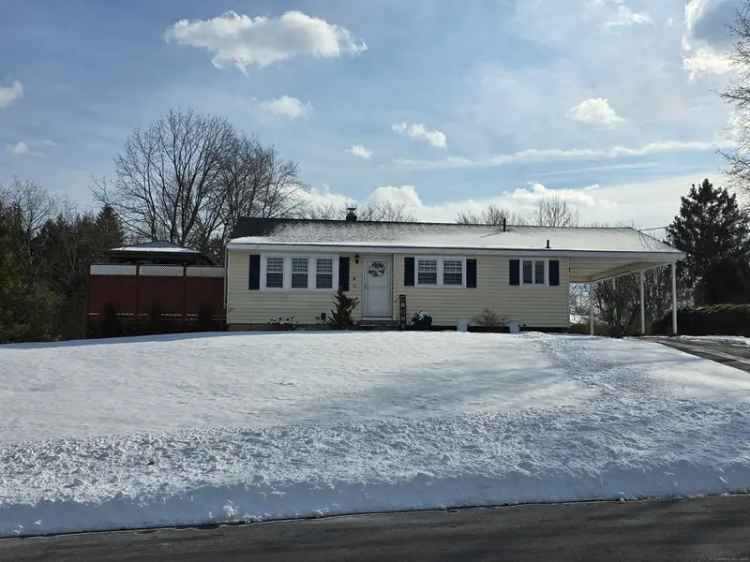 Single-family house For Sale in 94, Highview Road, South Windsor, Connecticut