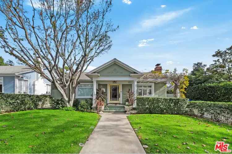 Single-family house For Sale in 1324, North Orange Grove Avenue, Los Angeles, California