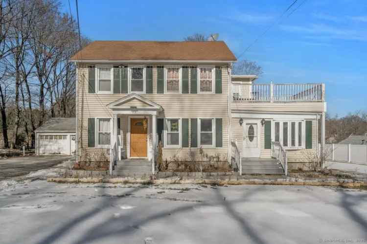 Single-family house For Sale in 93, Cedar Heights Road, Stamford, Connecticut