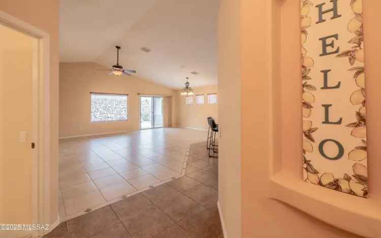 Single-family house For Sale in 13820, North Buckhorn Cholla Drive, Marana, Arizona