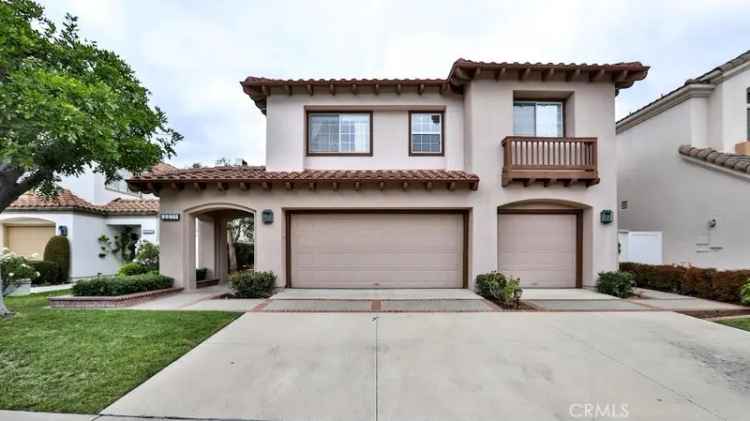 Single-family house For Sale in 2231, Huntley Drive, Tustin, California