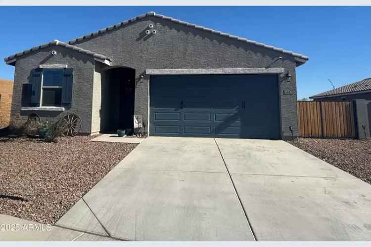 Single-family house For Sale in 4887, North 179th Drive, Goodyear, Arizona