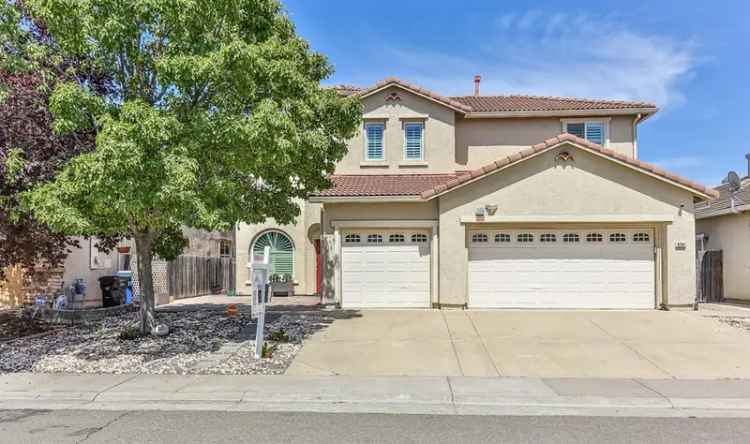 Single-family house For Sale in Elk Grove, California