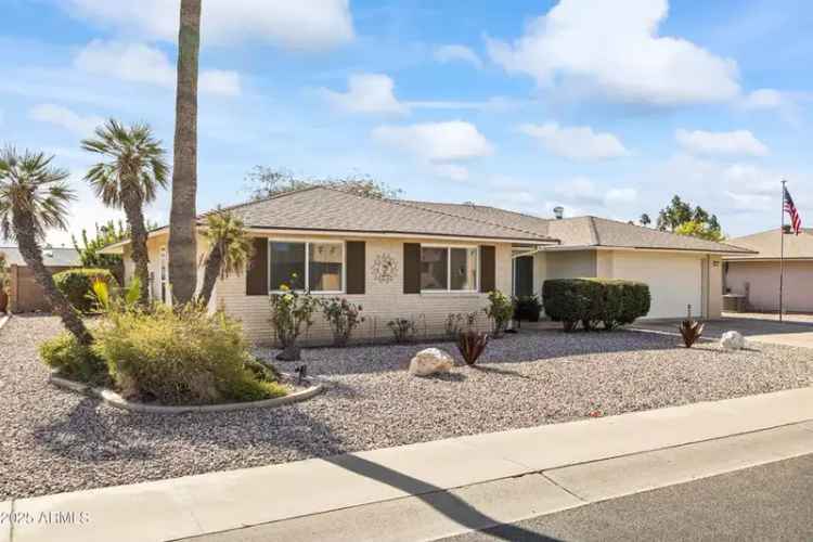 Single-family house For Sale in 10631, West Brookside Drive, Sun City, Arizona