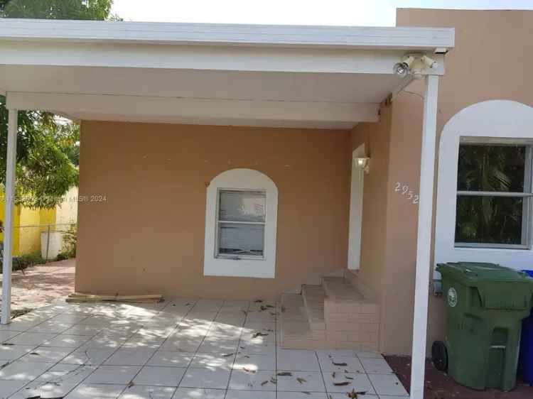 Single-family house For Sale in 2952, Southwest 14th Street, Miami, Florida