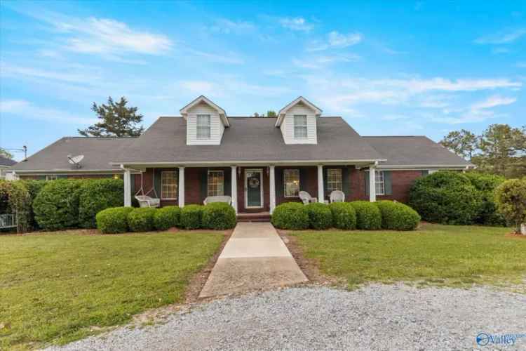 Single-family house For Sale in 17281, Huntsville Brownsferry Road, Athens, Alabama