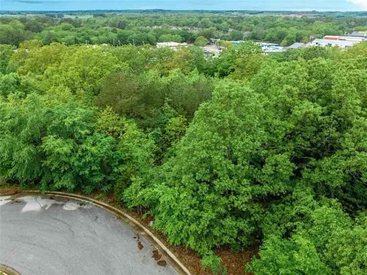 Land For Sale in Fayetteville, Arkansas