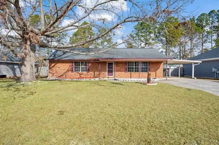 Single-family house For Sale in 1447, Enterprise Drive, Hinesville, Georgia