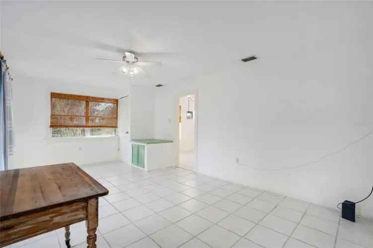 Single-family house For Sale in 4225, Old Bradenton Road, Sarasota, Florida