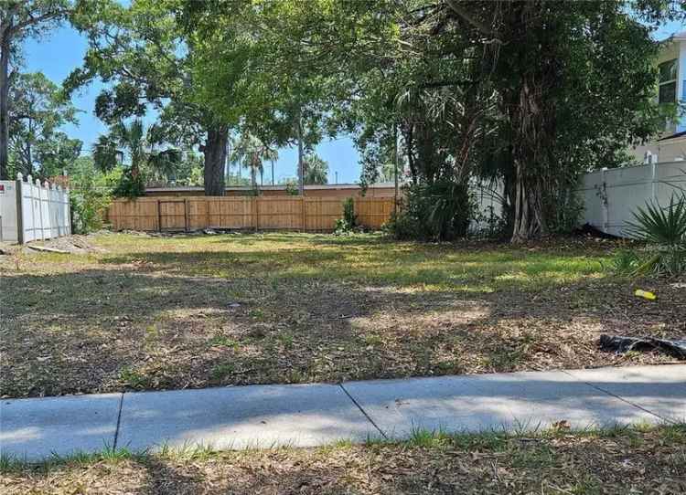 Land For Sale in 3336, 8th Avenue North, Saint Petersburg, Florida