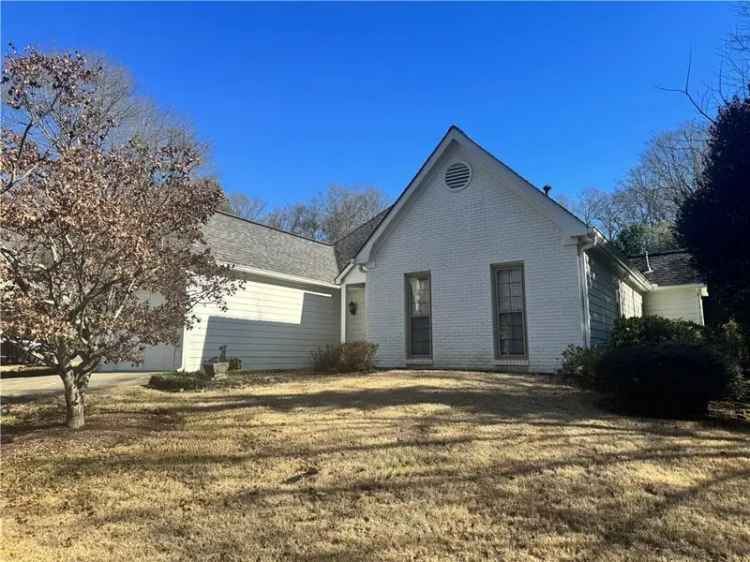 Single-family house For Sale in 620, Oakledge Drive Northwest, Marietta, Georgia