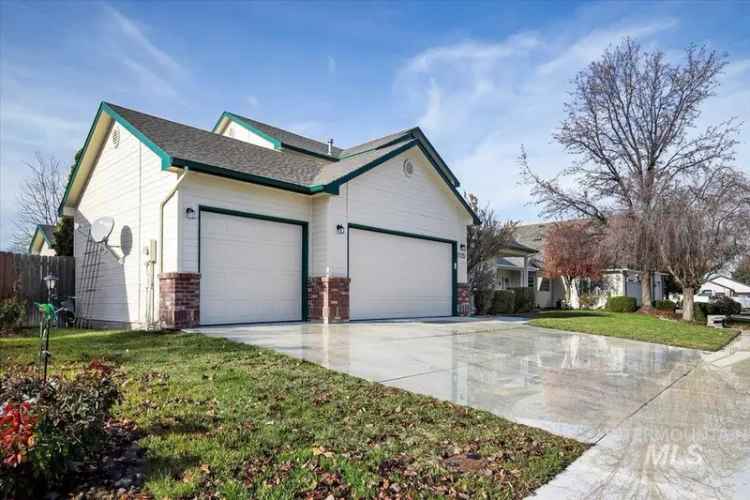 Single-family house For Sale in 1725, South Labrador Place, Meridian, Idaho