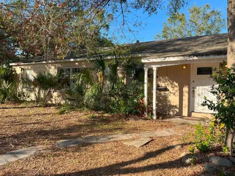 Single-family house For Sale in 4017, West Palmira Avenue, Tampa, Florida