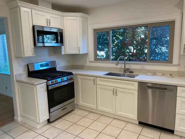 Downtown Napa Bungalow 2 Bed 2 Bath Home for Rent