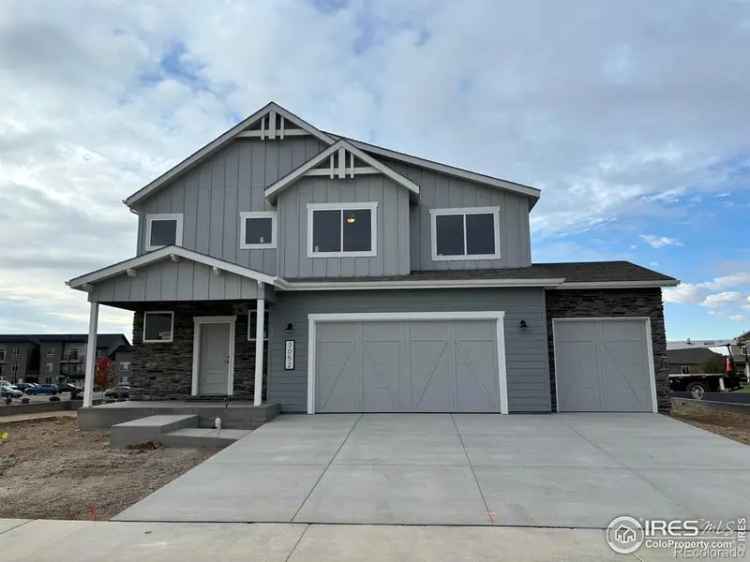 Single-family house For Sale in Loveland, Colorado