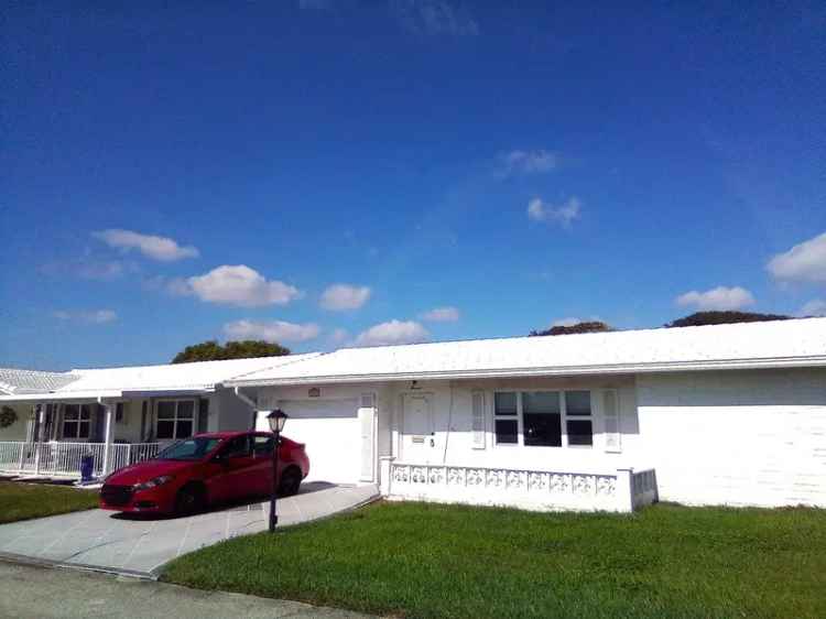 Single-family house For Sale in 2081, Southwest 13th Terrace, Boynton Beach, Florida