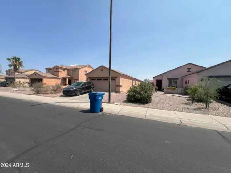 Single-family house For Sale in 22005, West Cocopah Street, Buckeye, Arizona