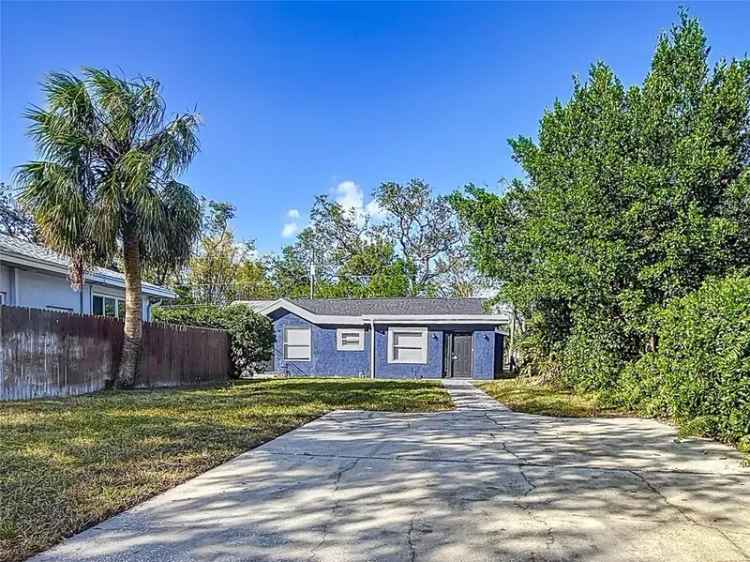 Single-family house For Sale in 1401, 26th Avenue North, Saint Petersburg, Florida