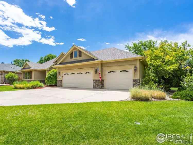 Single-family house For Sale in 1937, Bison Ridge Drive, Windsor, Colorado