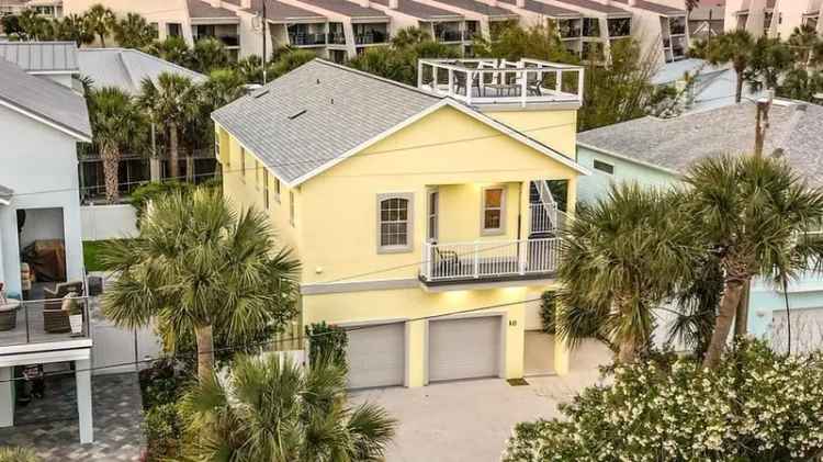 Single-family house For Sale in 10, 3rd Street, Saint Augustine Beach, Florida