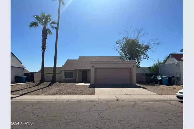 Single-family house For Sale in 4643, West Morrow Drive, Glendale, Arizona