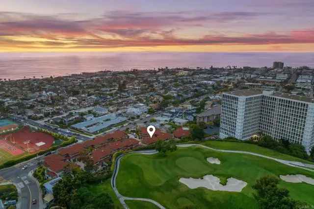 Single-family house For Sale in San Diego, California