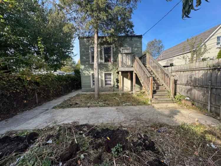 Multi-family house For Sale in 1830, North Saint Louis Avenue, Chicago, Illinois