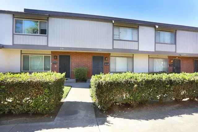 Single-family house For Sale in 8791, Brookdale Drive, Garden Grove, California